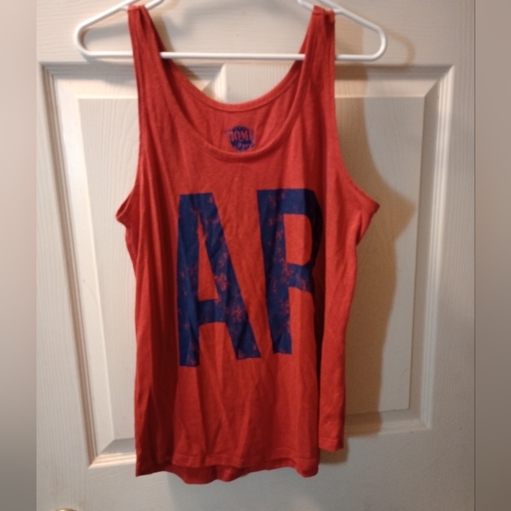 Red Home Free AR Tank Top Size Large